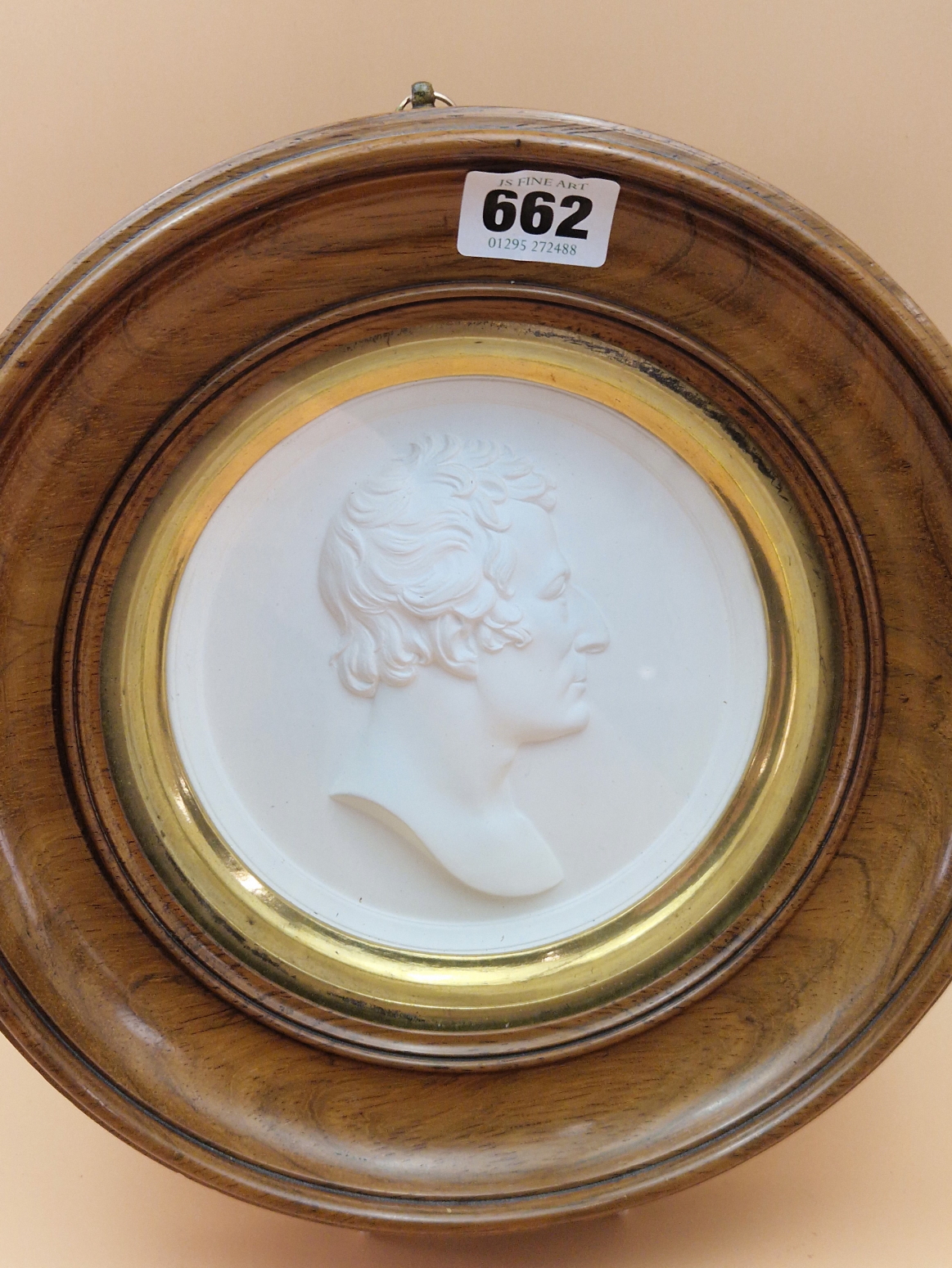 A ROSEWOOD FRAMED WHITE RELIEF ROUNDEL DEPICTING THE HEAD OF THE DUKE OF WELLINGTON. Dia. 24.5cms. - Image 4 of 6