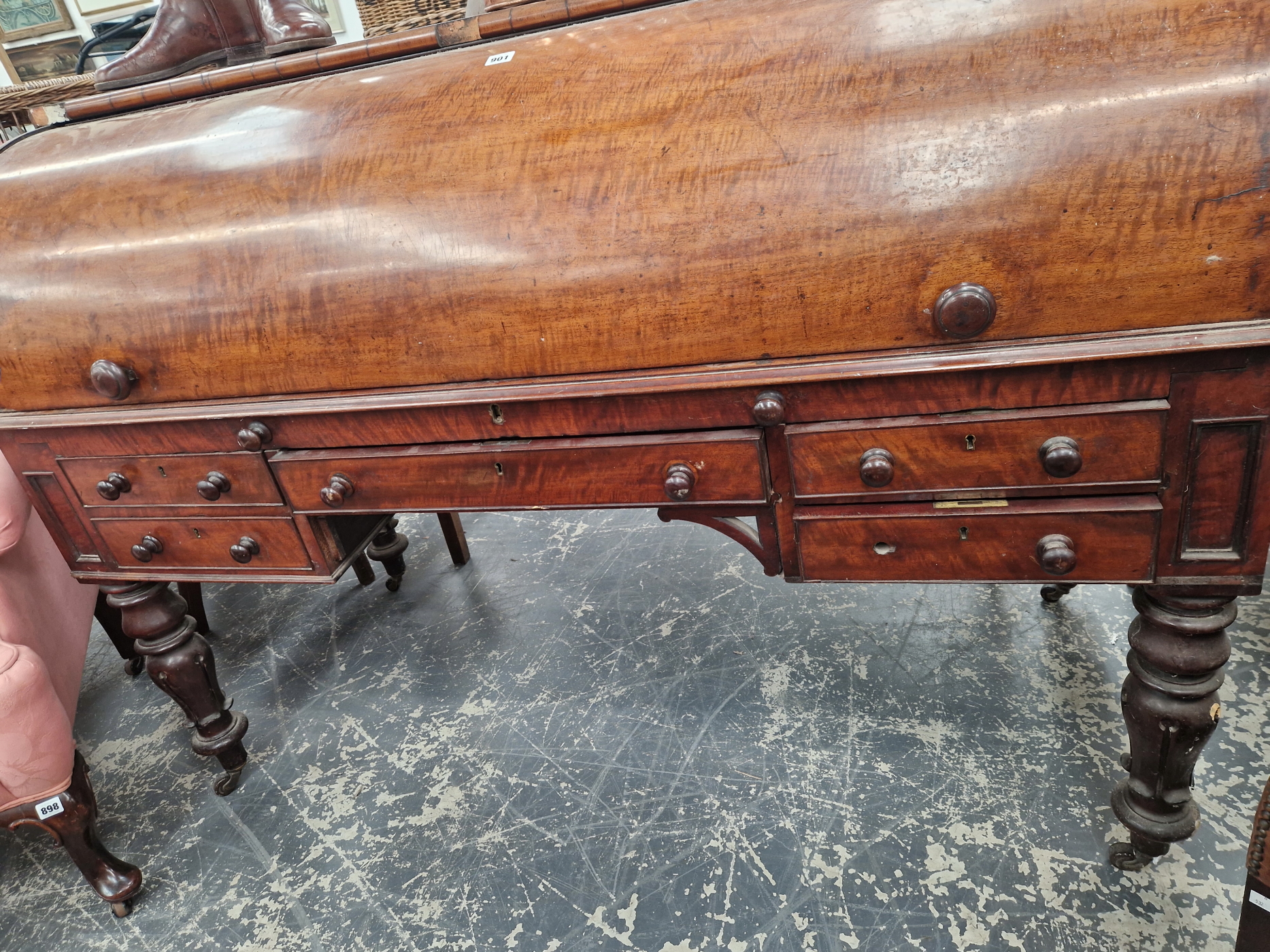 A 19th C. MAHOGANY ROLL TOP DESK WITH A CONFIGURATION OF FIVE DRAWERS ABOVE THE CYLINDRICAL LEGS - Image 2 of 9