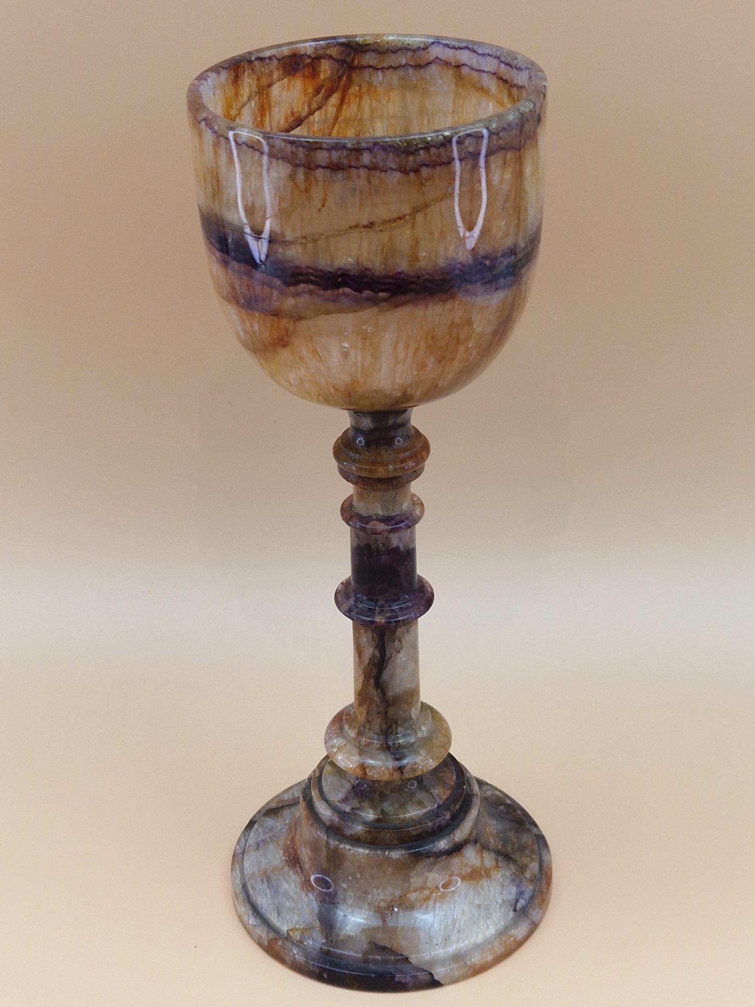 A BLUE JOHN GOBLET, THE BOWL WITH A CENTRAL PURPLE BAND AND RAISED ON A TURNED STEM WITH A - Image 7 of 12