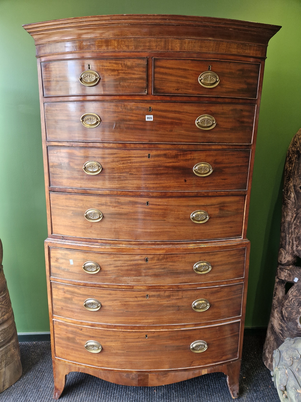 A GEORGE III MAHOGANY BOW FRONT CHEST ON CHEST,THE TWO SHORT DRAWERS TO THE TOP ABOVE SIX LONG