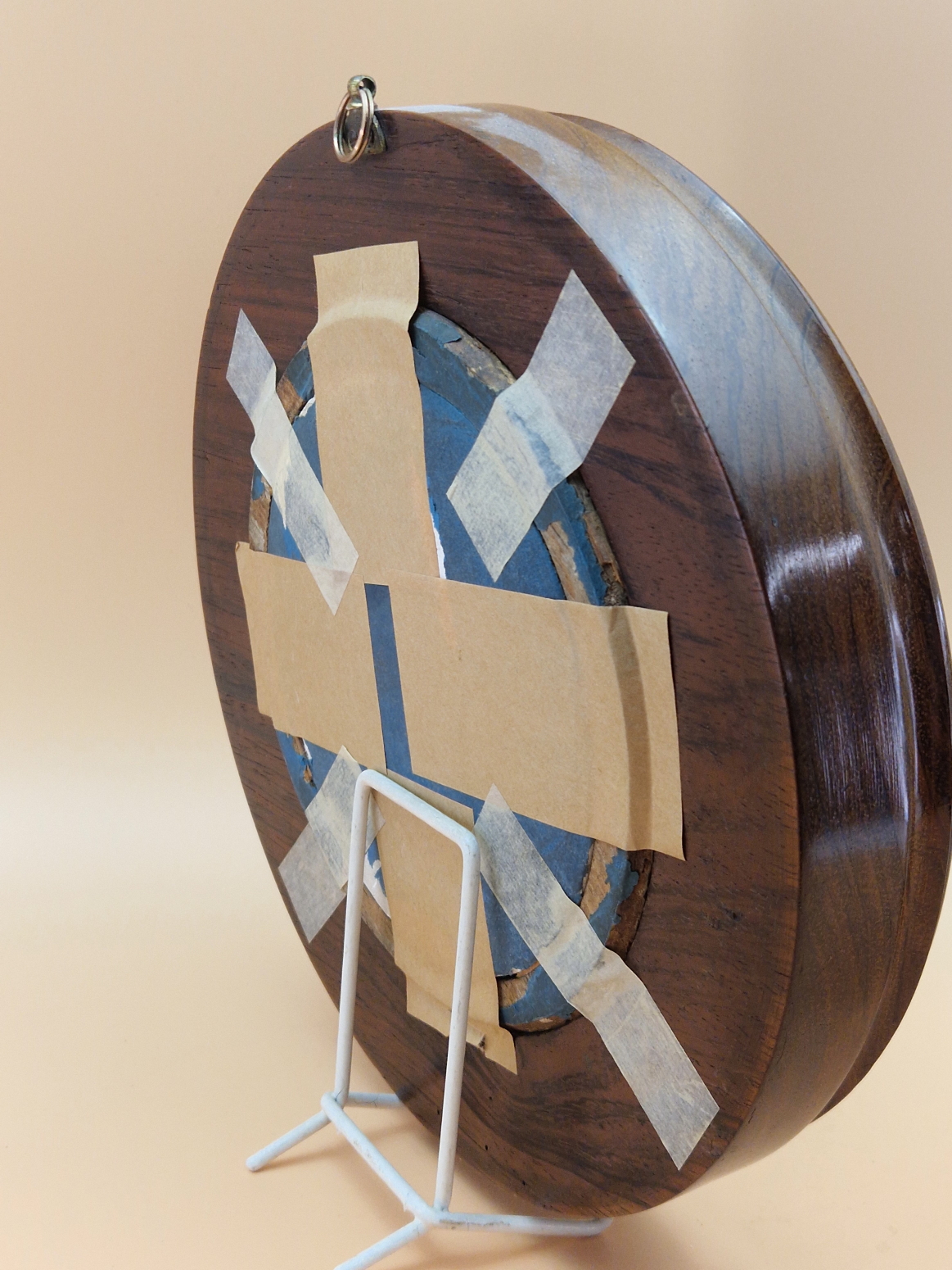 A ROSEWOOD FRAMED WHITE RELIEF ROUNDEL DEPICTING THE HEAD OF THE DUKE OF WELLINGTON. Dia. 24.5cms. - Image 6 of 6