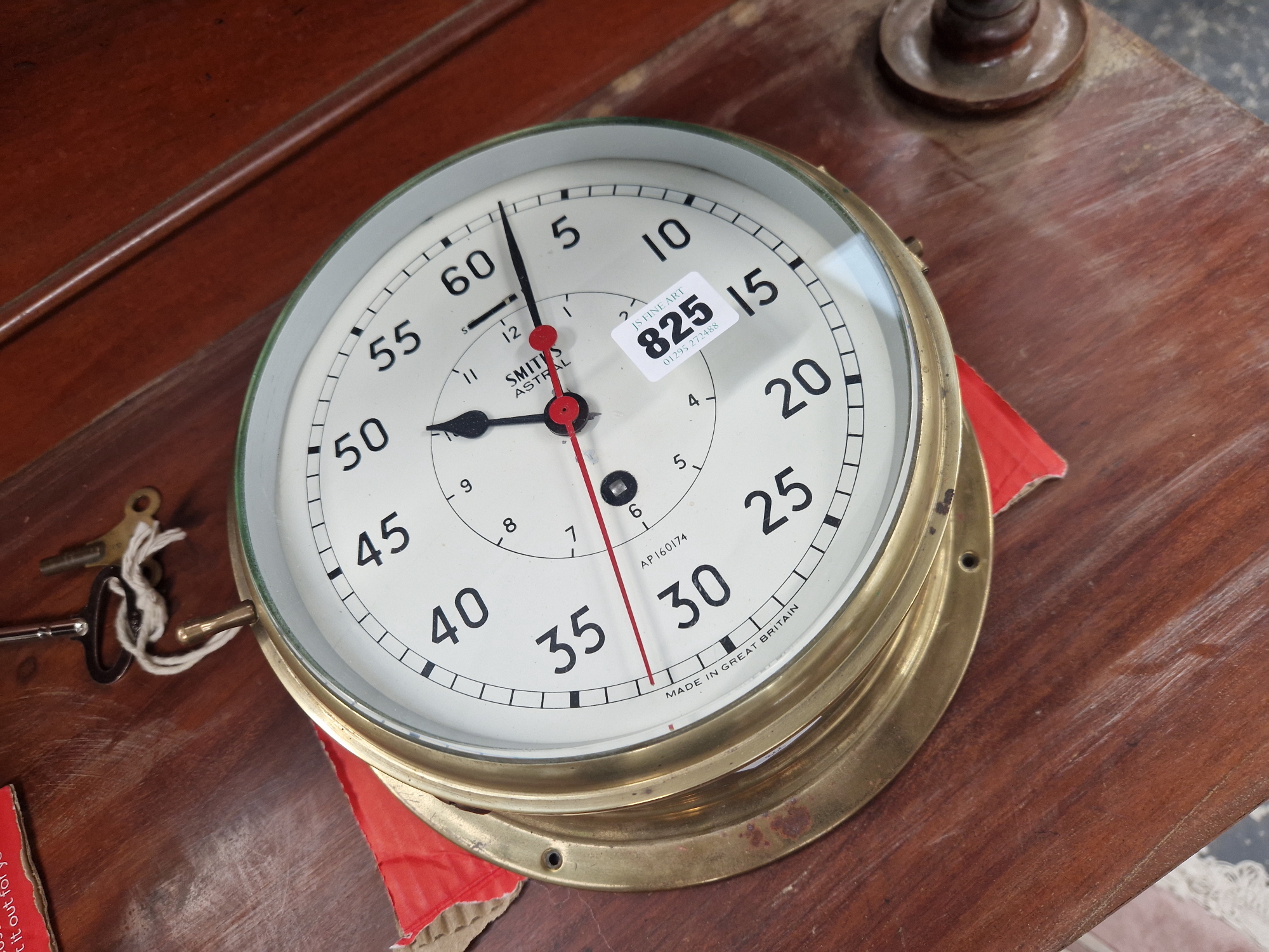 A SMITHS ATLAS SHIPS BRASS CASED WALL CLOCK TOGETHER WITH A SHIPS COMPASS - Image 4 of 4