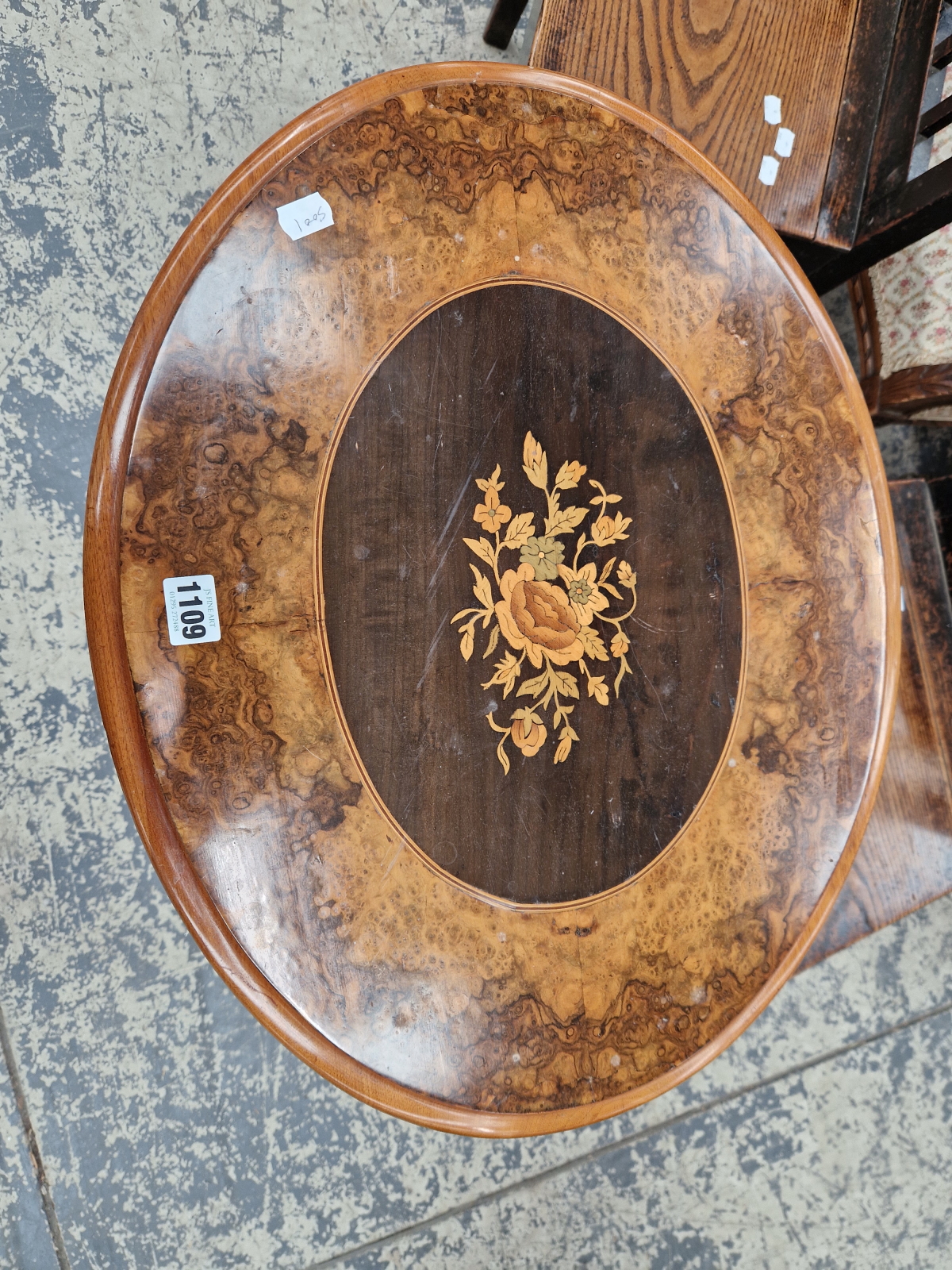 A VICTORIAN WALNUT AND INLAID OVAL TOP TRIPOD OCCASIONAL TABLE. - Image 5 of 5