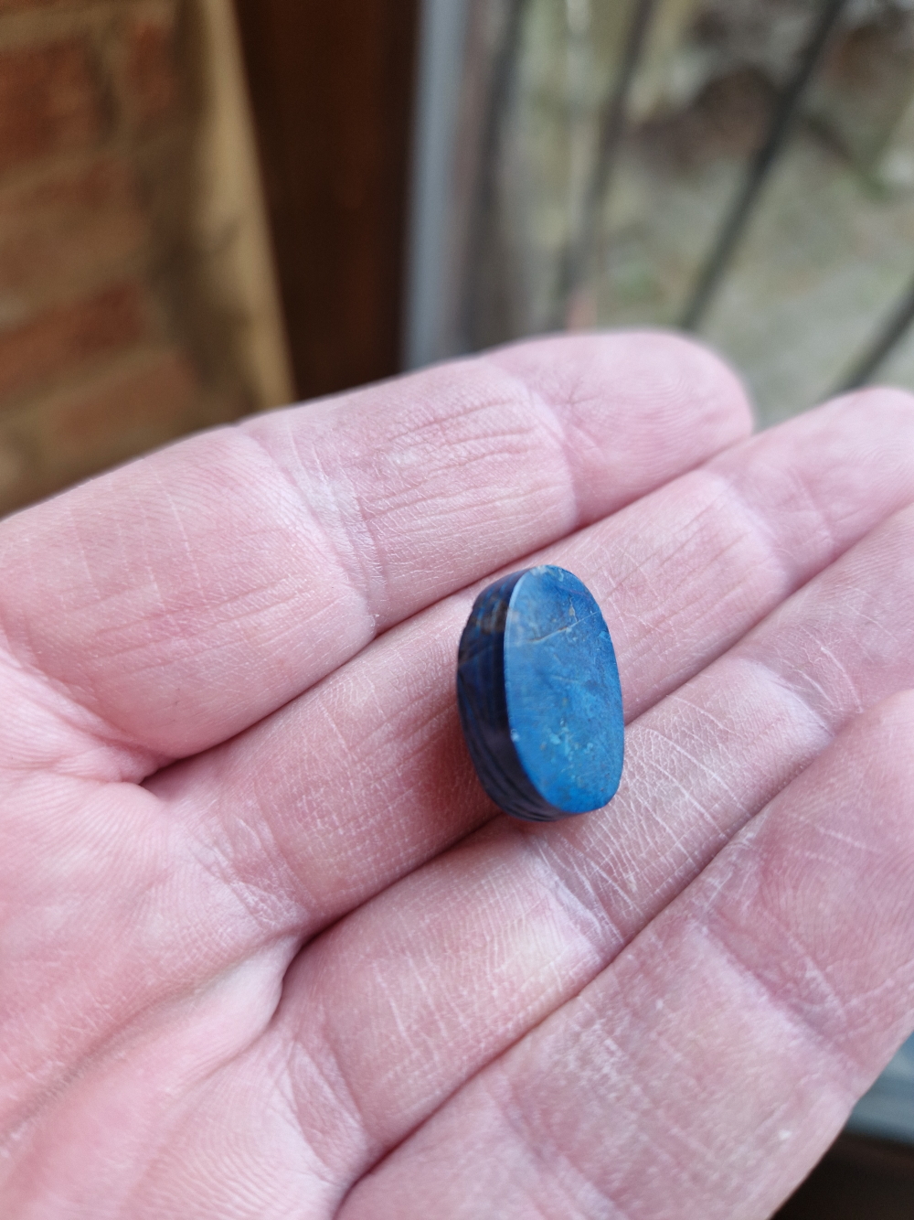 FOUR EGYPTIAN SCARABS IN CORNELIAN, LAPIS LAZULI, TURQUOISE AND GREENSTONE - Bild 17 aus 33