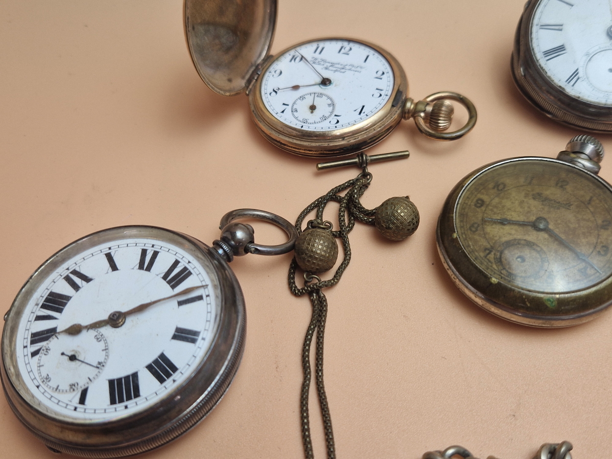 A GROUP OF SIX POCKET WATCHES TO INCLUDE A GOLD PLATED WALTHAM AND A W.LANCASTER & CO. LTD, A - Image 4 of 5