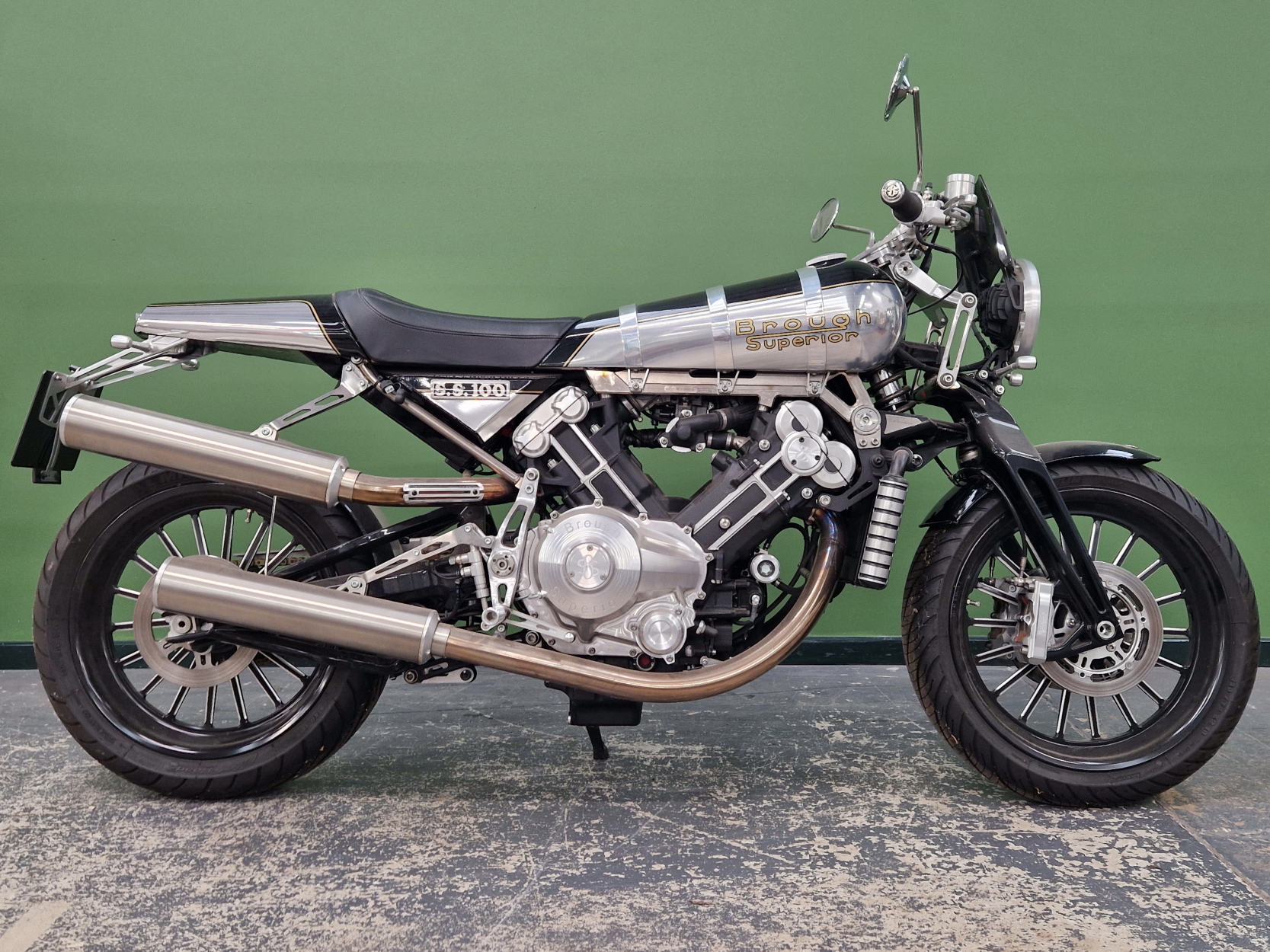 BROUGH SUPERIOR SS100 LTD EDITION- 1000CC REGISTRATION NUMBER WK67ASX- LTD. EDITION NUMBER 41 OF A