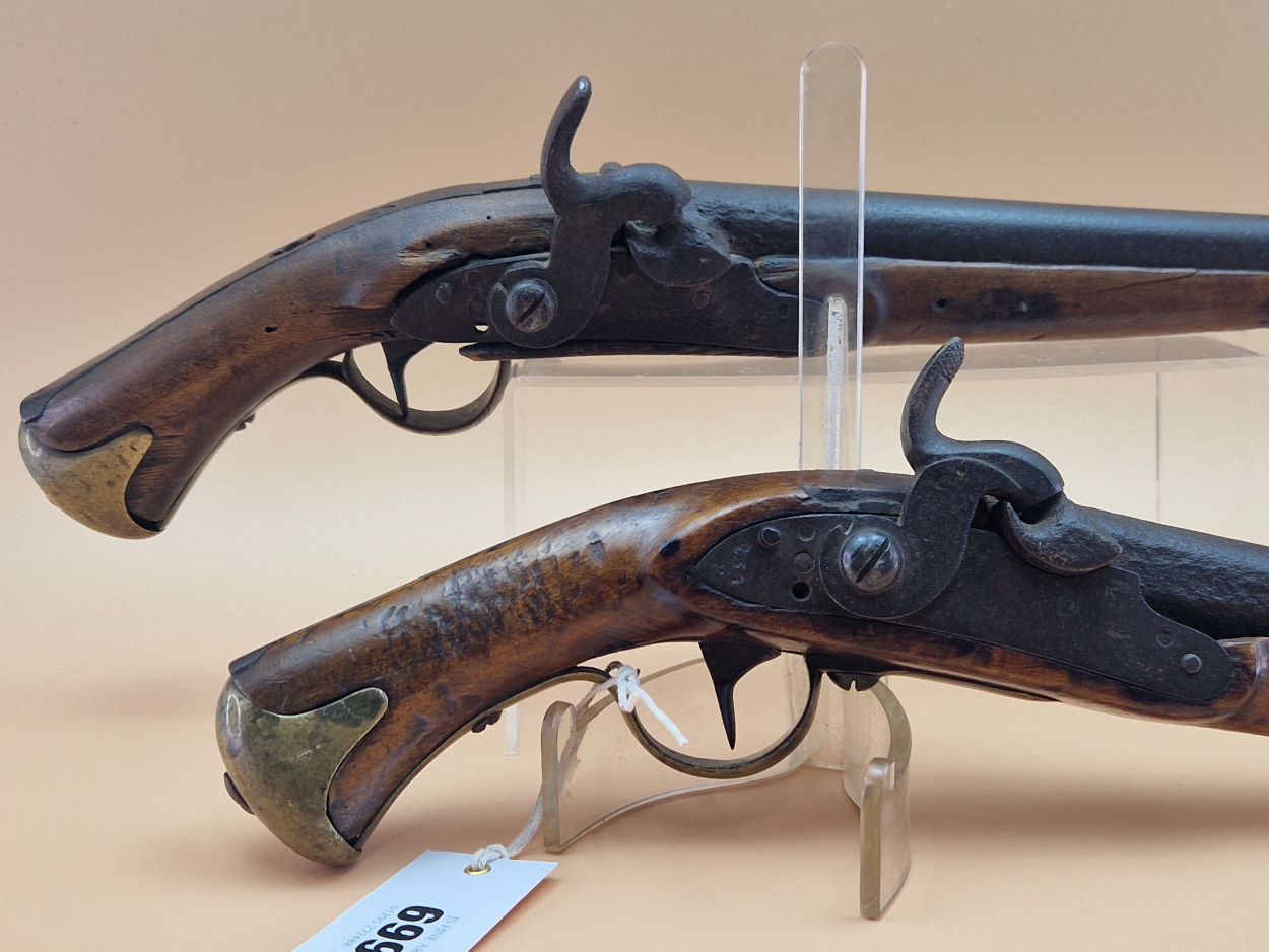 A PAIR OF SWEDISH PERCUSSION CAP PISTOLS WITH BRASS MOUNTED BUTTS, TRIGGER GUARDS AND MUZZLES - Image 2 of 9