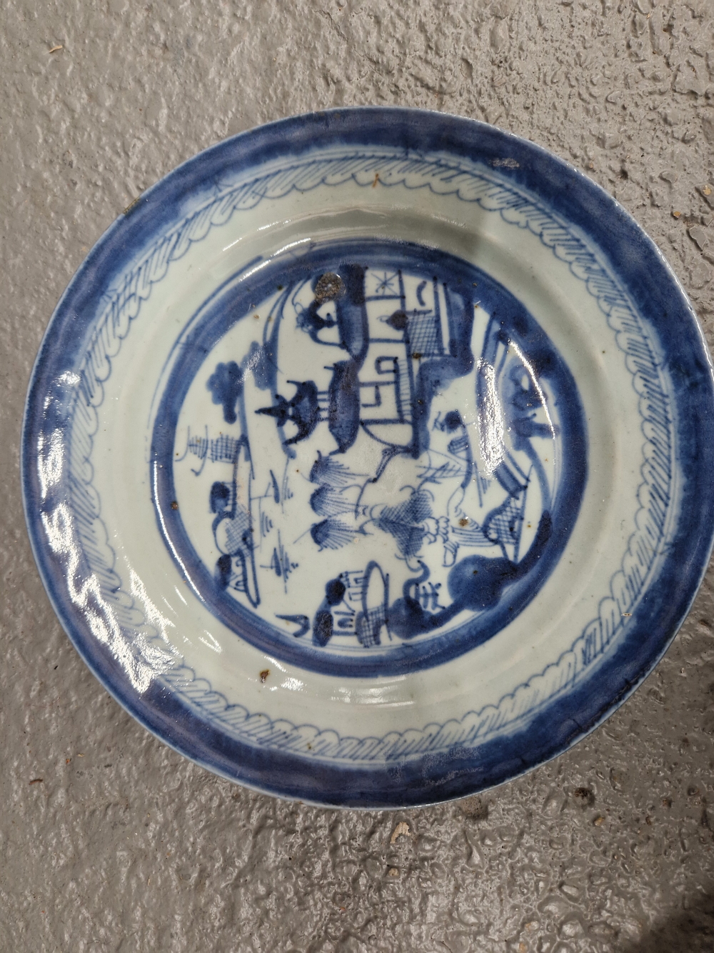 AN 18th C. CHINESE BLUE AND WHITE PLATTER, TWO PLATES, A FAMILLE ROSE PLATE, TWO BOWLS, A SPOON, A - Image 8 of 29