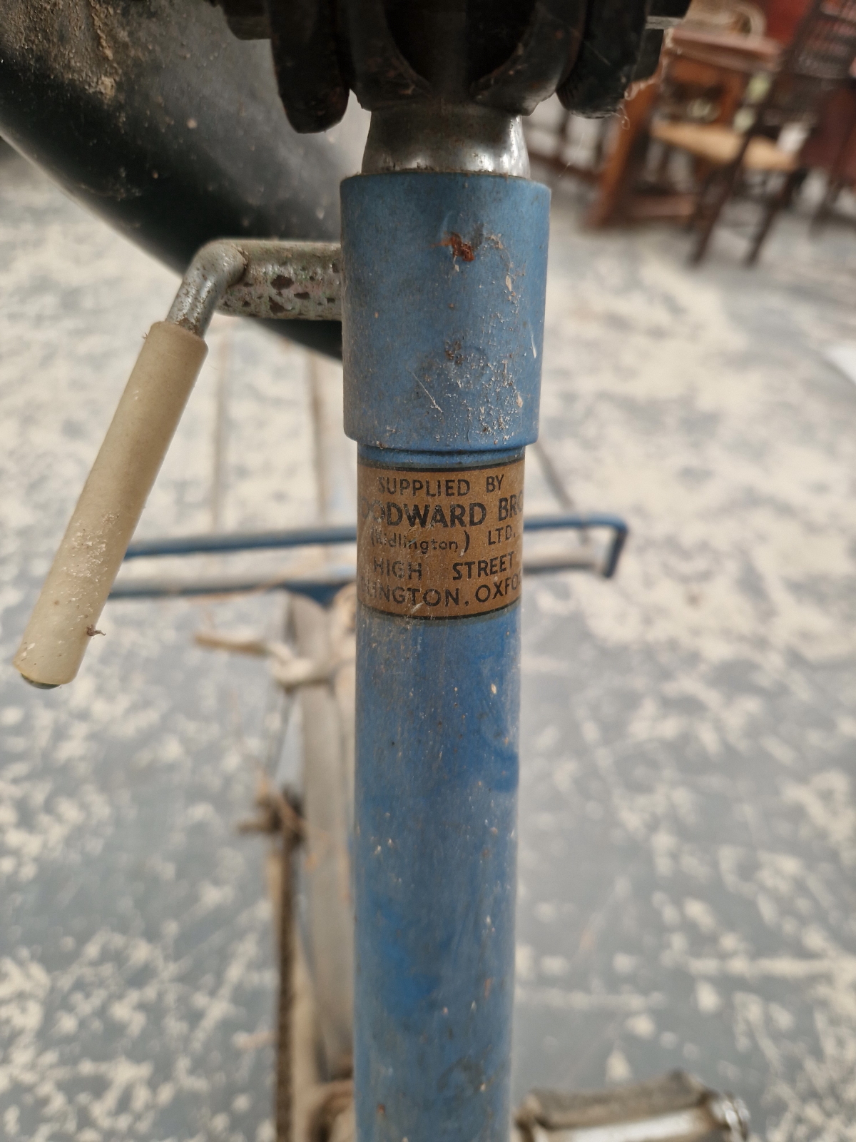 A MOULTON BLUE STOWAWAY BICYCLE - Image 6 of 6