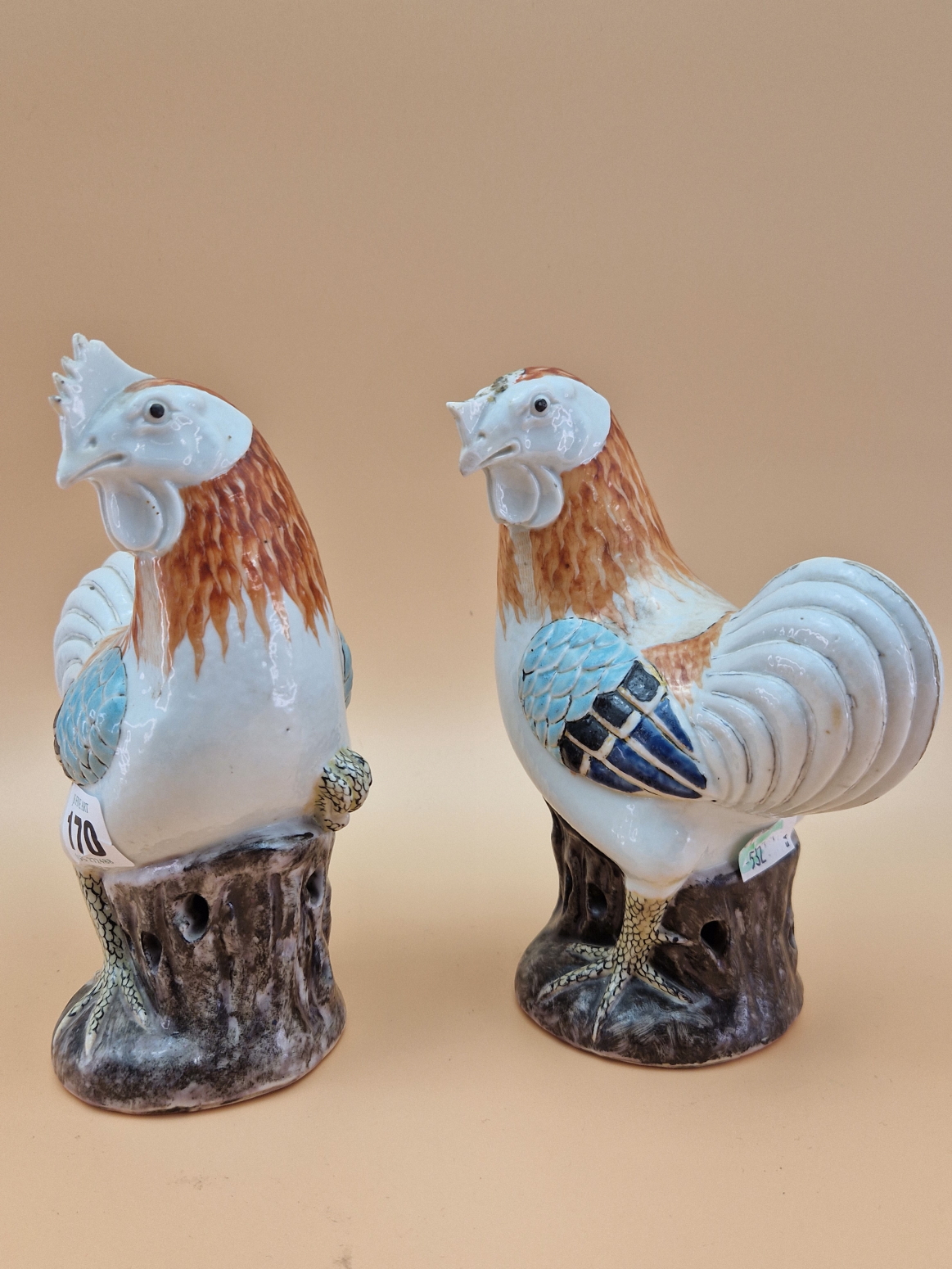 A PAIR OF CHINESE COCKERELS STANDING ON AUBERGINE PAINTED ROCKS. H 19cms. - Image 2 of 14