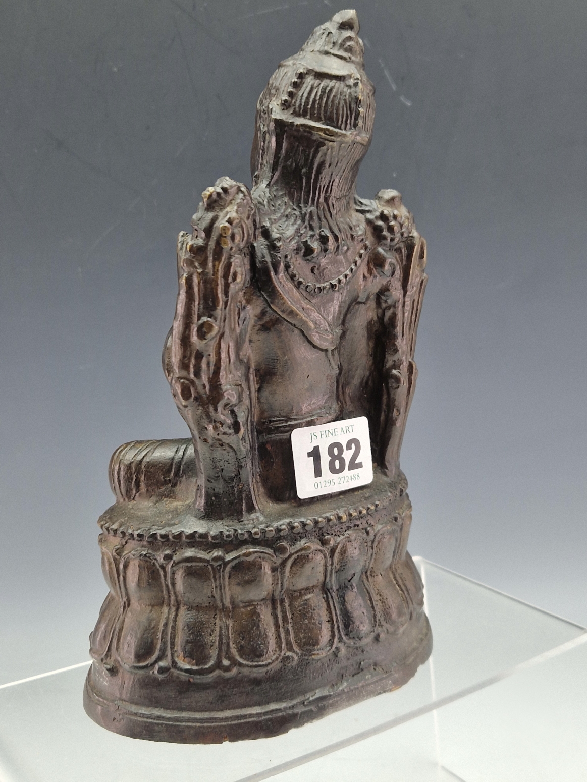 A BRONZE FIGURE IN DHYANASANA, POSSIBLY LORD VISHNU, SEATED WITH HIS RIGHT FOOT RESTING ON THE - Image 5 of 6