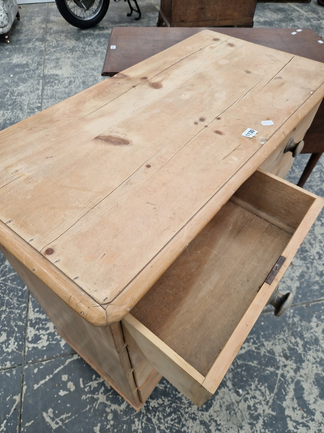 A VICTORIAN PINE CHEST OF TWO SHORT AND THREE GRADED LONG DRAWERS ON SHORT BALUSTER TURNED LEGS - Image 8 of 8