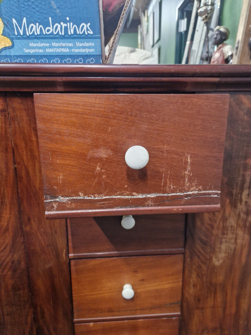A MAHOGANY SHOP COUNTER FITTED WITH MULTIPLE DRAWERS AND CUPBOARDS EACH WITH WHITE CERAMIC KNOB - Image 15 of 23