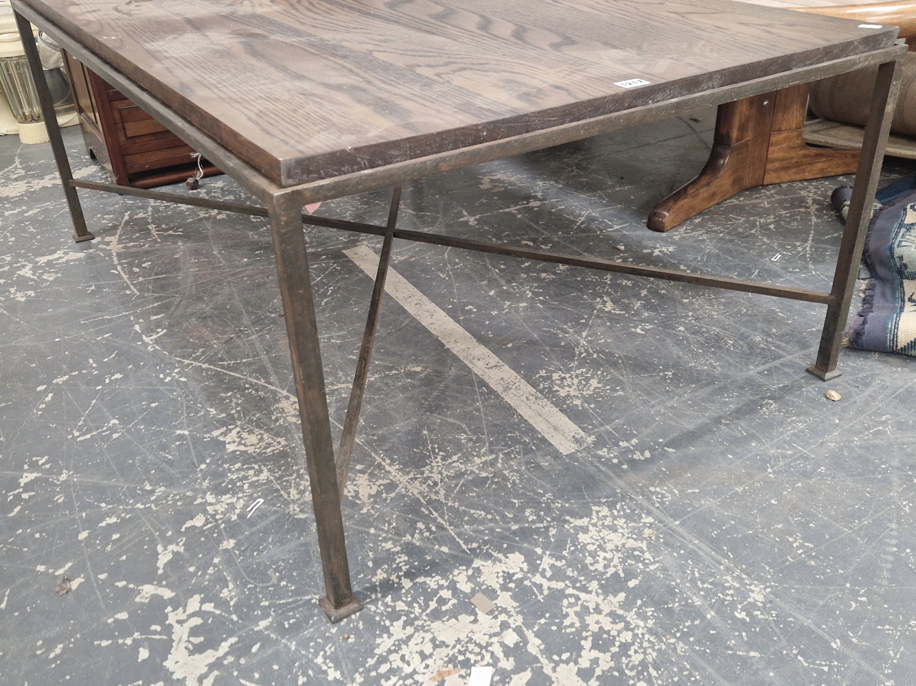 A VINTAGE IRON FRAMED OAK TOPPED COFFEE TABLE. - Image 2 of 3