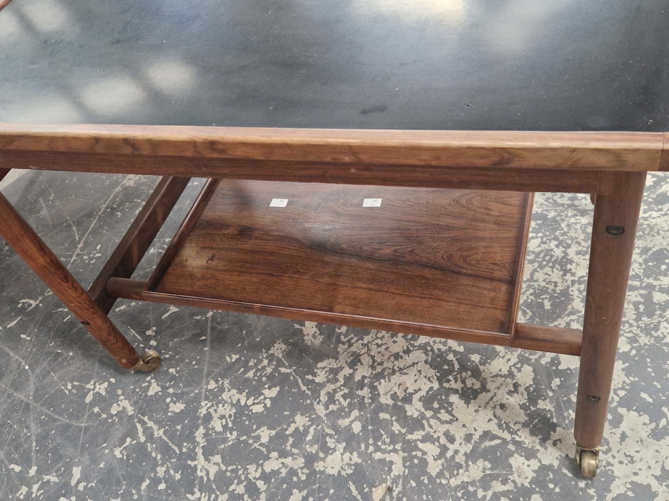 A MID CENTURY ROSEWOOD FOLD OVER TEA TABLE. - Image 3 of 3