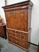 AN EARLY 18th C. WALNUT DROP FRONT BUREAU CHEST, AN OVOLO FRONT DRAWER ABOVE THE FALL, THE BASE WITH