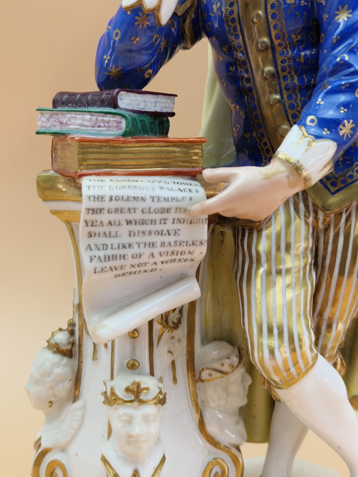 A PAIR OF 19th C. DERBY FIGURES OF SHAKESPEARE AND OF MILTON STANDING BY COLUMNS BEARING THEIR - Image 4 of 15