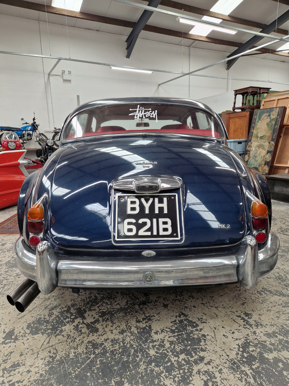 JAGUAR MK II 3.8 MANUAL OVERDRIVE. 1964. REGISTRATION BYH621B.. WIDE BODY SPECIAL. A VERY INDIVIDUAL - Image 14 of 51
