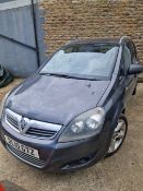 A 2010 VAUXHALL ZAFIRA 1.8 PETROL FOR SPARES OR REPAIRS (NON RUNNER) WITH 2 MONTHS MOT.