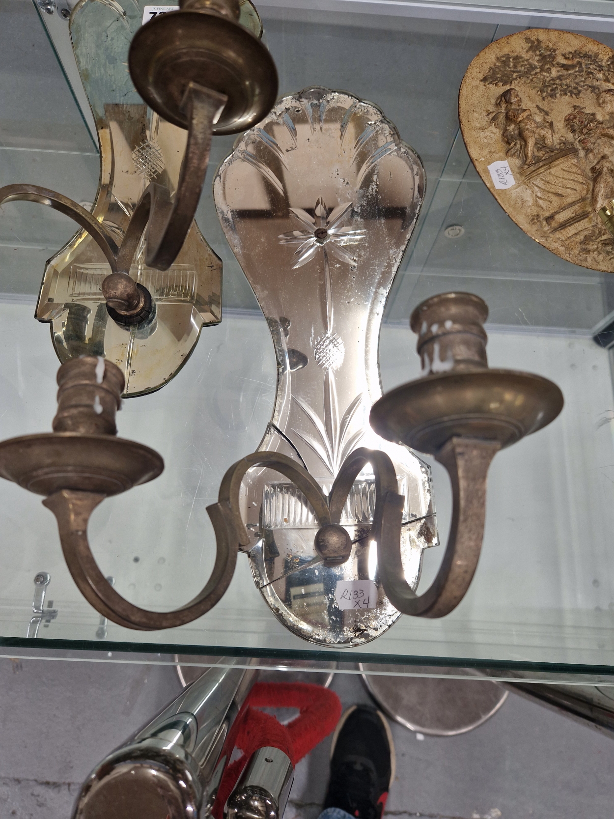 TWO PAIRS OF TWO BRANCH GIRANDOLES, THOSE WITH MIRRORED GLASS BACKS WITH CANDLE HOLDERS AND THOSE - Image 6 of 8