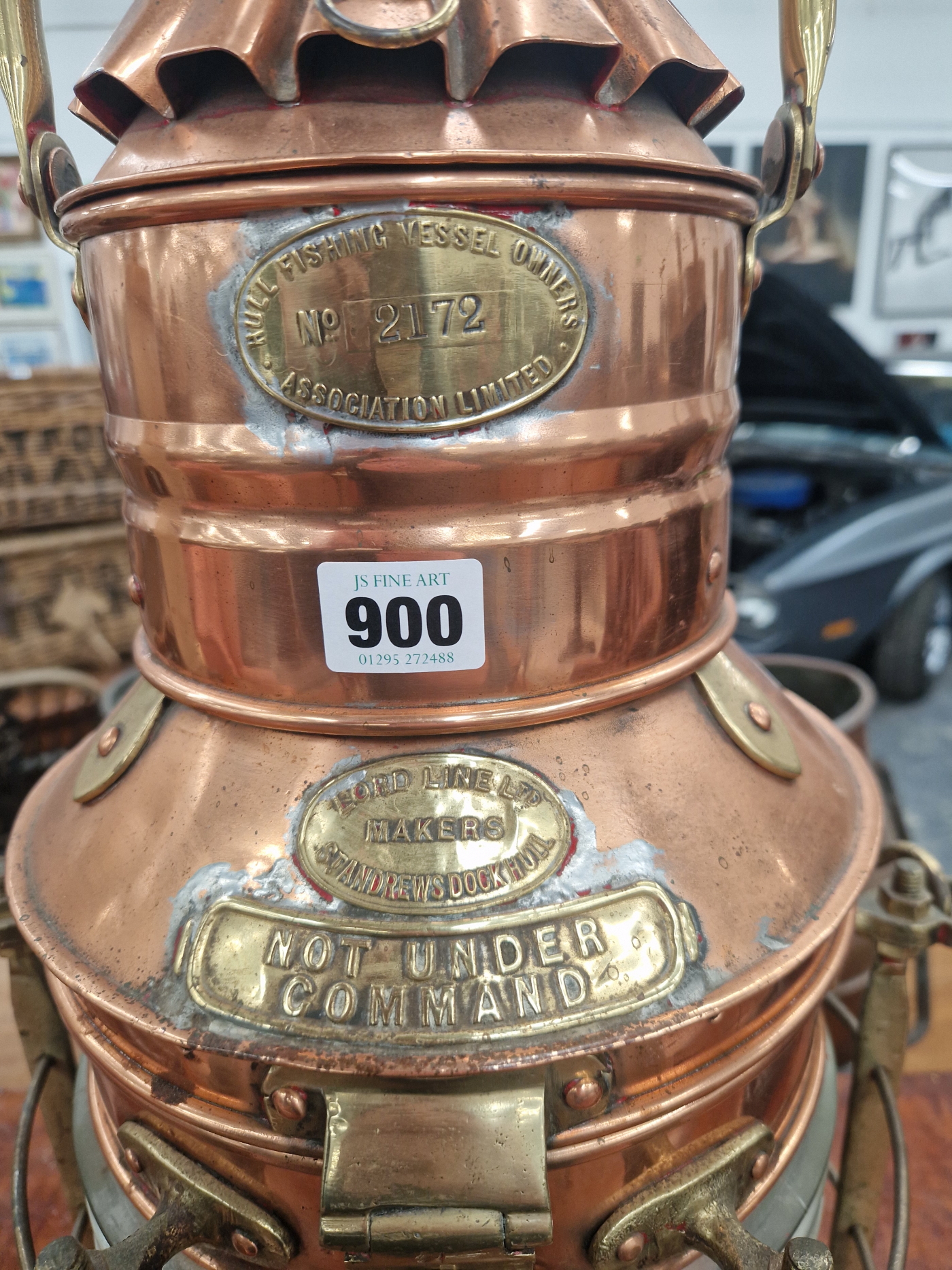 A LORD LINE HULL FISHING VESSEL GLAZED COPPER LIGHT LABELLED NOT UNDER COMMAND FOR AN UNMANNED OR - Image 2 of 3