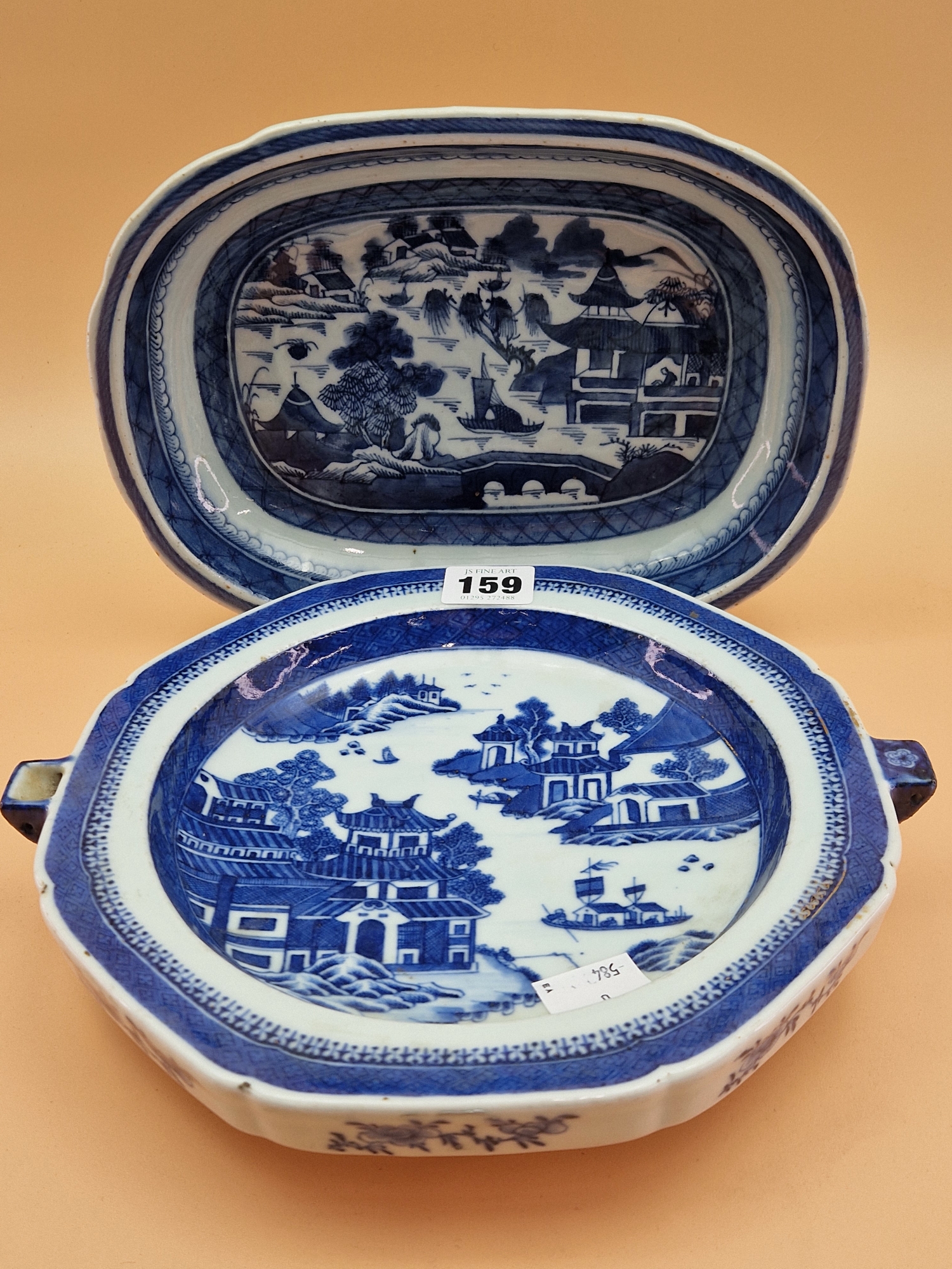 A CHINESE BLUE AND WHITE WARMING PLATE TOGETHER WITH A ROUNDED RECTANGULAR SHALLOW DISH, BOTH - Image 2 of 16