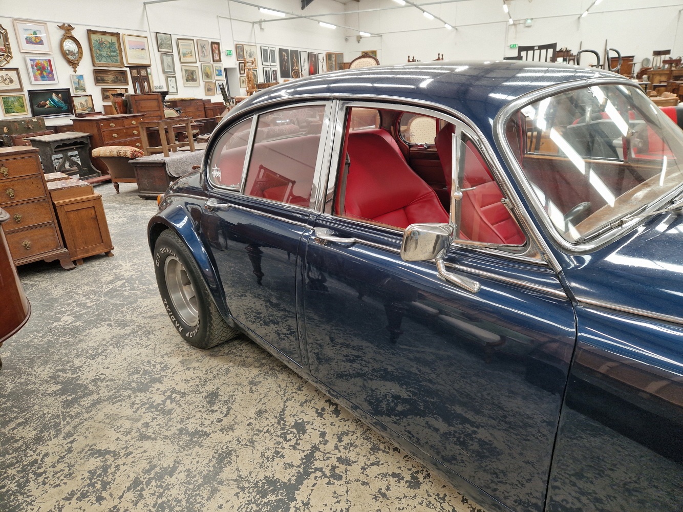 JAGUAR MK II 3.8 MANUAL OVERDRIVE. 1964. REGISTRATION BYH621B.. WIDE BODY SPECIAL. A VERY INDIVIDUAL - Image 9 of 51