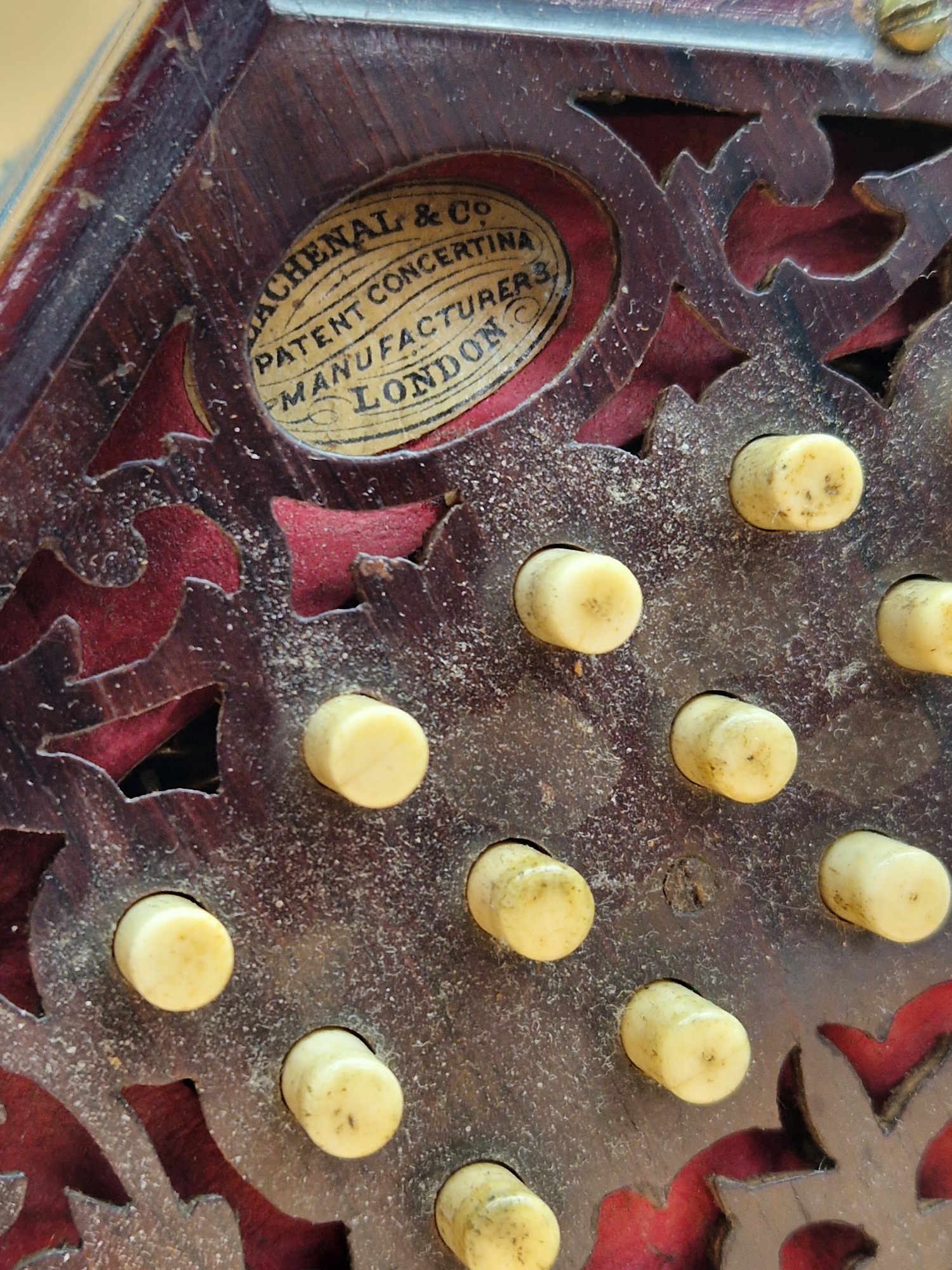 A MAHOGANY CASED LACHENAL CONCERTINA - Image 3 of 7