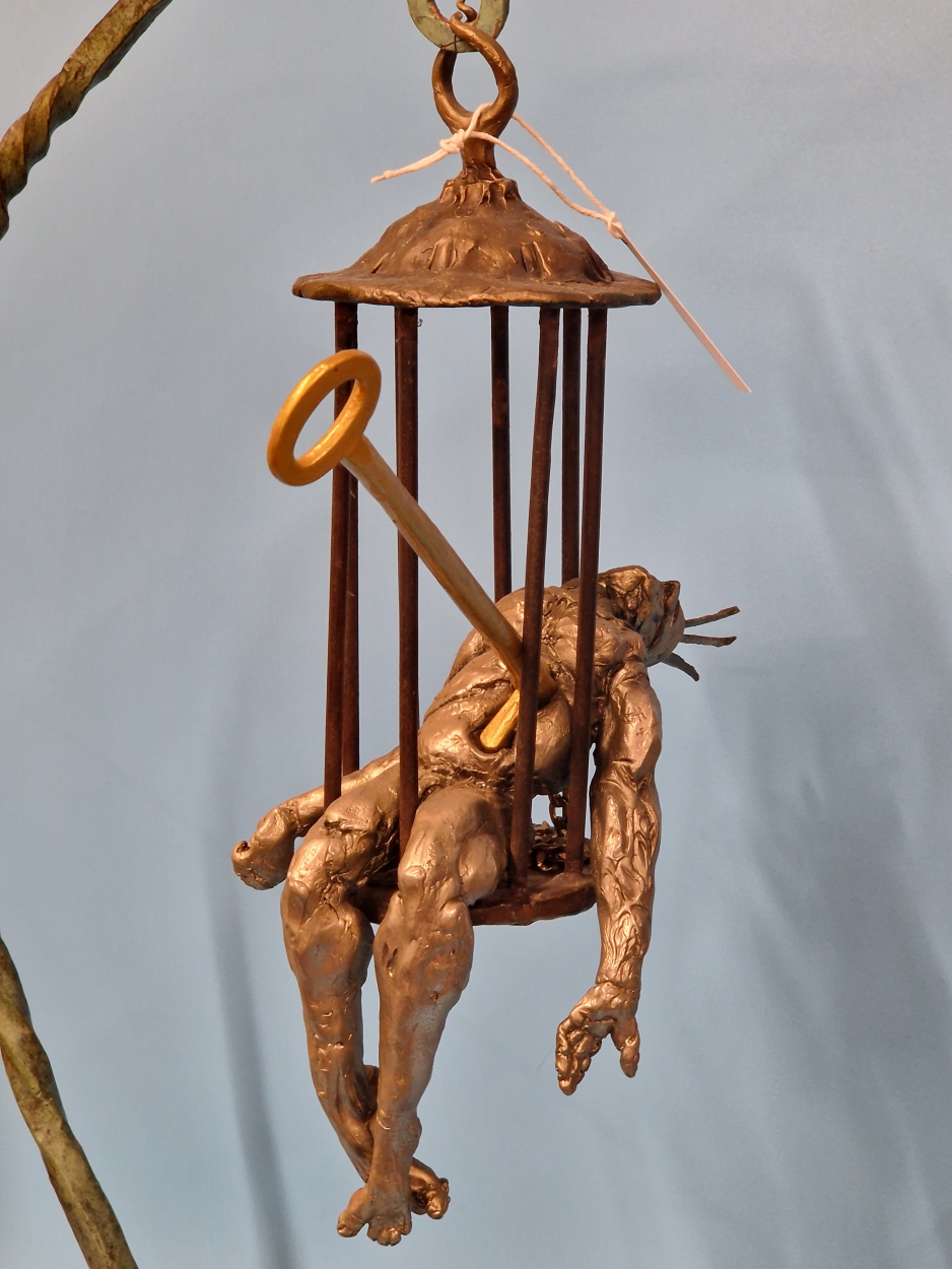 FELIPE GONZALEZ, A CONTEMPORARY BRONZE SCULPTURE OF A MAN IN A CAGE HELD ON A BRACKET ARM RESTING ON - Image 6 of 13