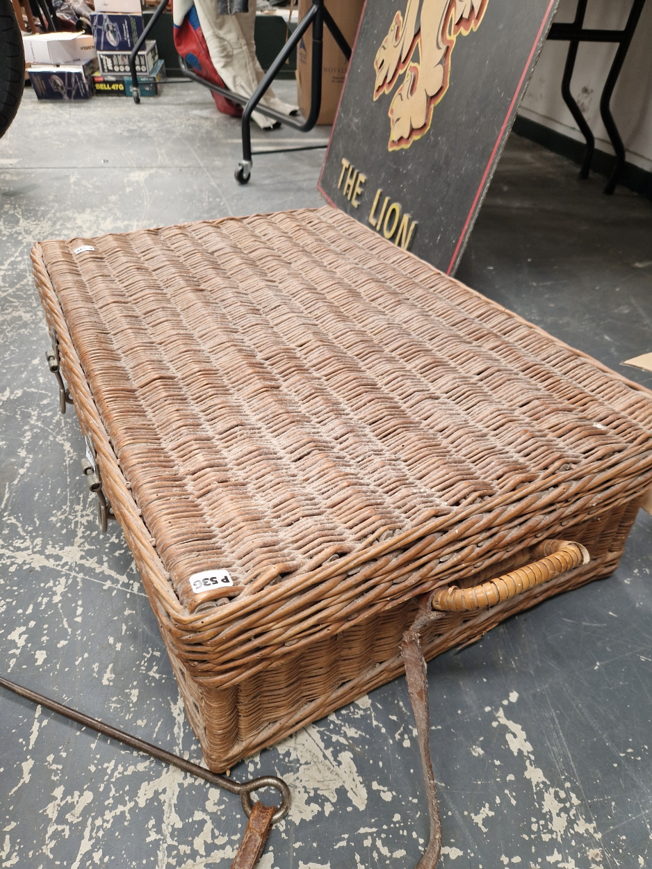 A VINTAGE WICKER CASED PICNIC SET. - Image 3 of 3