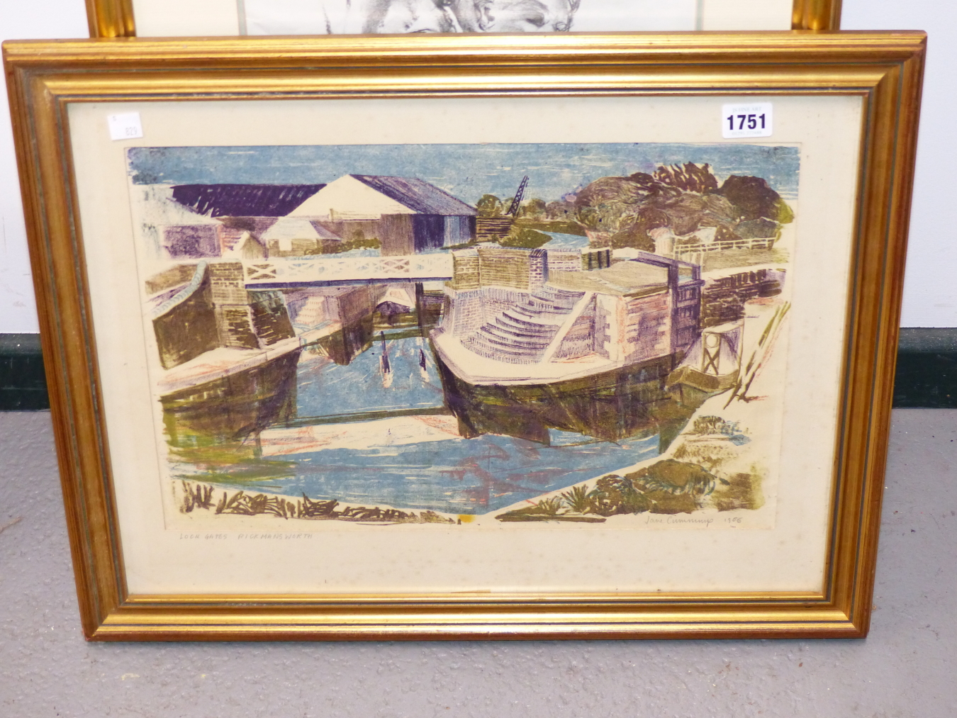 JANE CUMMINGS, BRITISH 1917-2001. LOCK GATES RICKMANSWORTH 1956, SIGNED IN PENCIL. LINO CUT PRINT, - Bild 3 aus 5