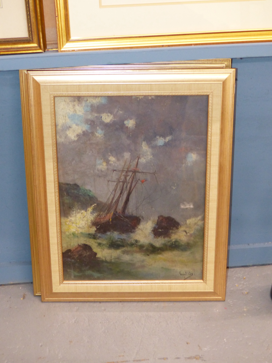 SAMUEL COX (EARLY 20TH CENTURY), A SHIP WRECK NEAR CLIFFS, AND COMPANION OF STORMY SEAS, SIGNED, - Bild 5 aus 8