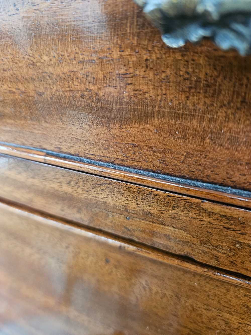 A Georgian mahogany chest on chest with brushing slide. - Image 25 of 25