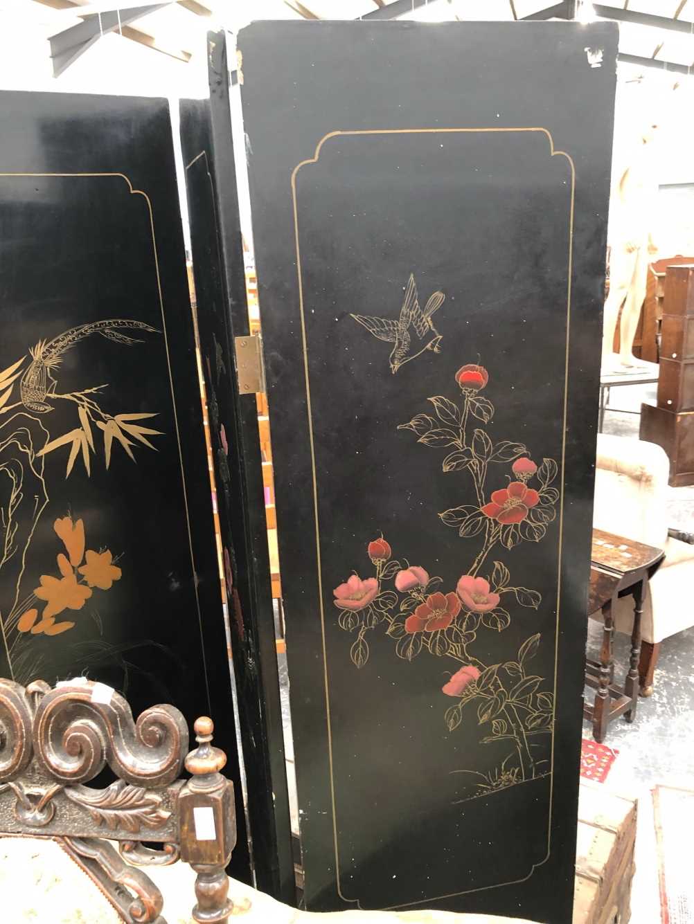 An Oriental lacquer and stone set screen. Thank you for your inquiry, details are as follows: - Image 2 of 18