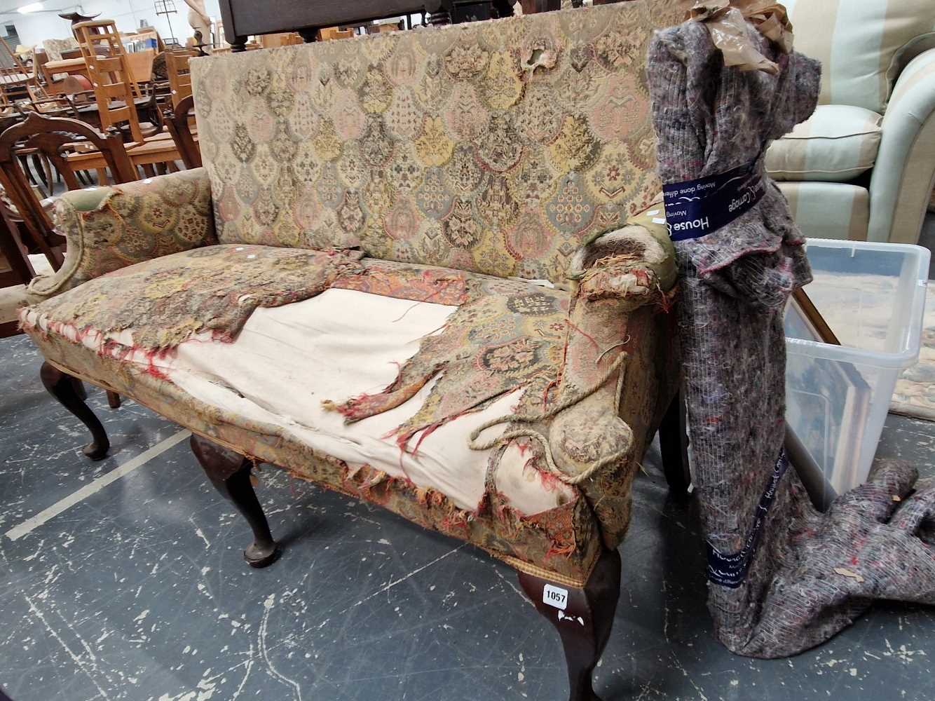 A George I style cabriole leg settee. H 99cm W 161cm D 63cm Height of seat 52cm
