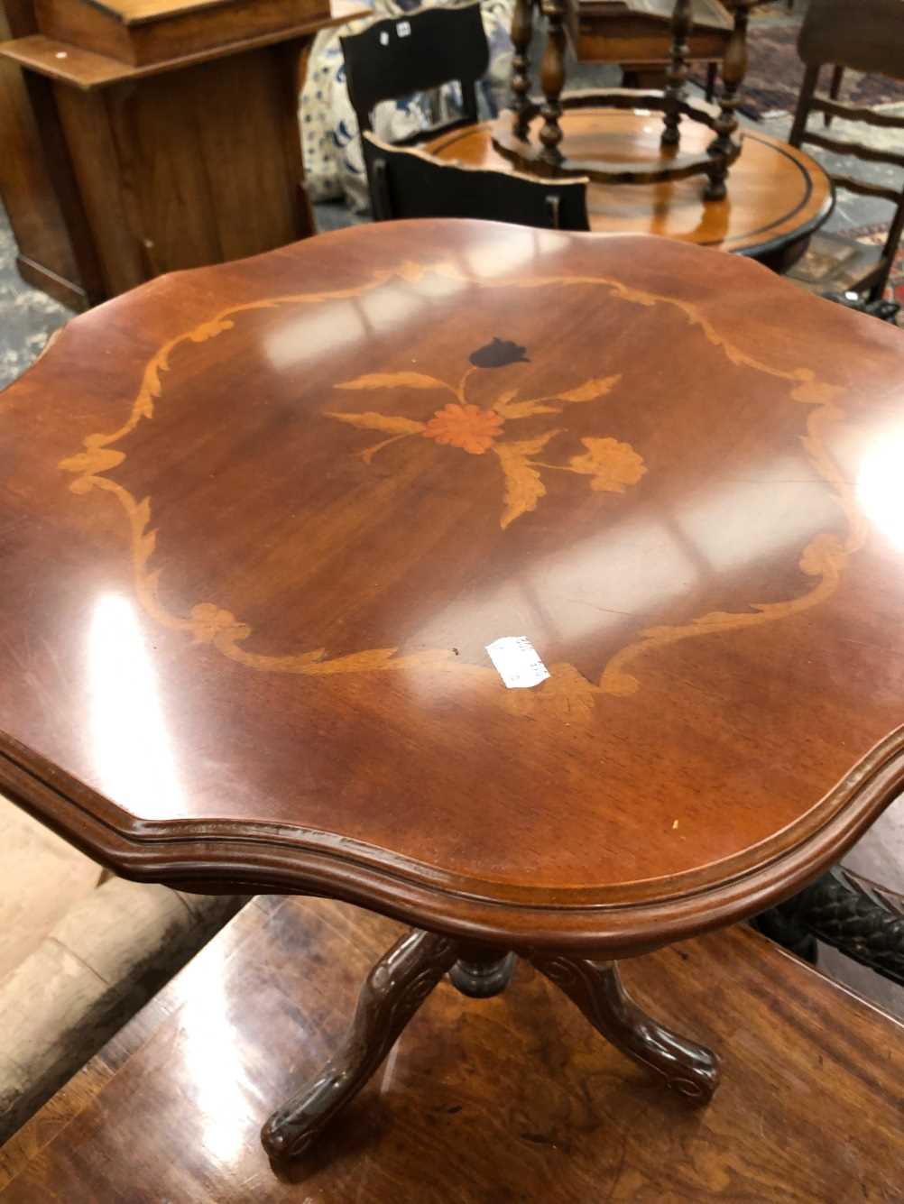 A pair of occasional tables. Modern with some minor wear and light scuffs and scratches. Diameter - Image 6 of 7