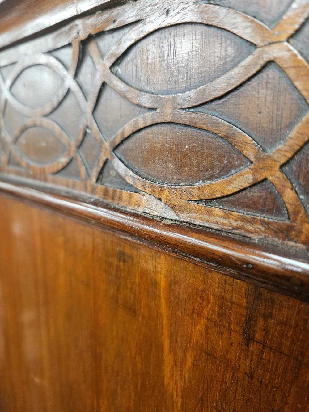 A Georgian mahogany chest on chest with brushing slide. - Image 5 of 25