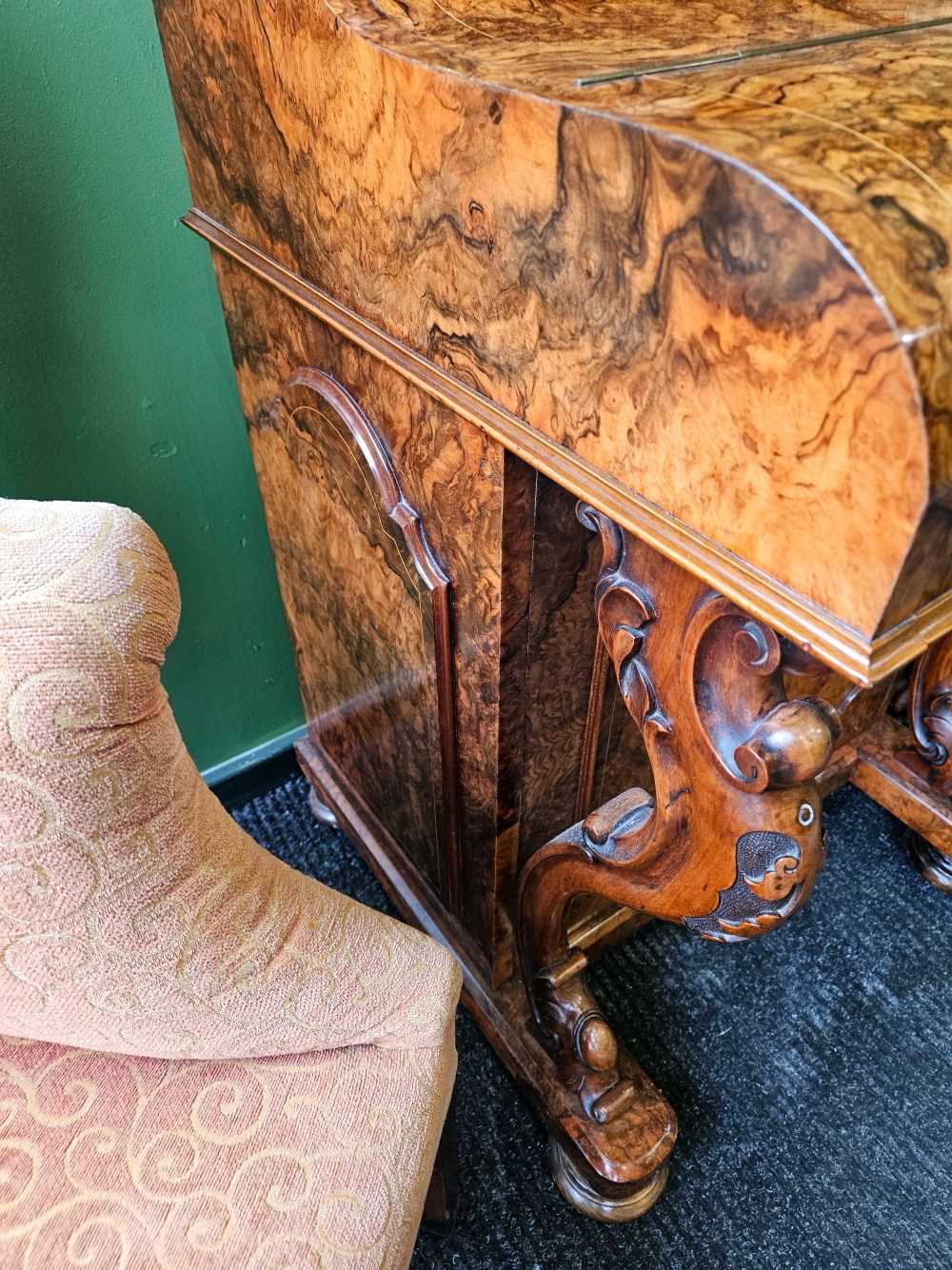 A fine Victorian burr walnut piano top pop up Davenport desk. Slight bubbling to the veneer on the - Image 4 of 47