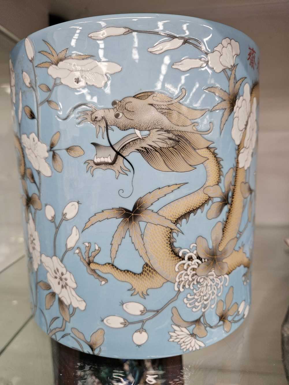 A Chinese blue ground brush pot decorated with dragons in the style of the Empress Cixis birthday - Image 10 of 13
