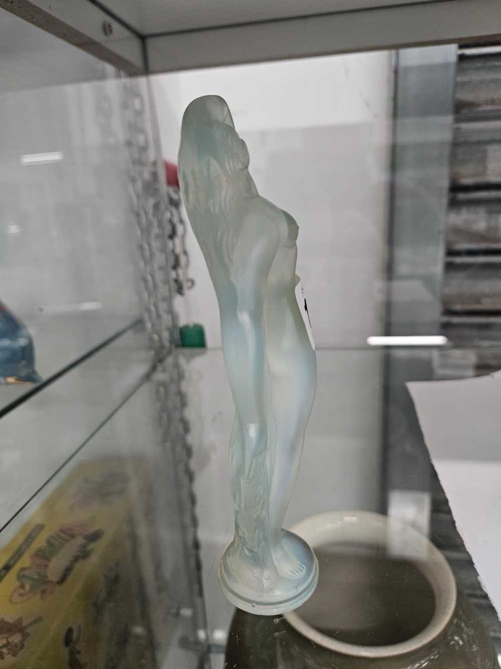 A Sabino iridescent glass figure of a lady - Image 13 of 15