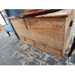 A Victorian pine mule chest. W 98 D 54.5 H 55.5 cmThe interior has a candle box with its lid missing