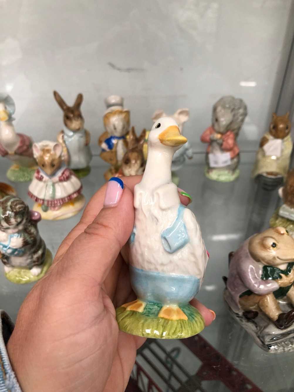A collection of Beswick Beatrix Potter figures £35 plus vat to post in the UK good condition - Image 6 of 17