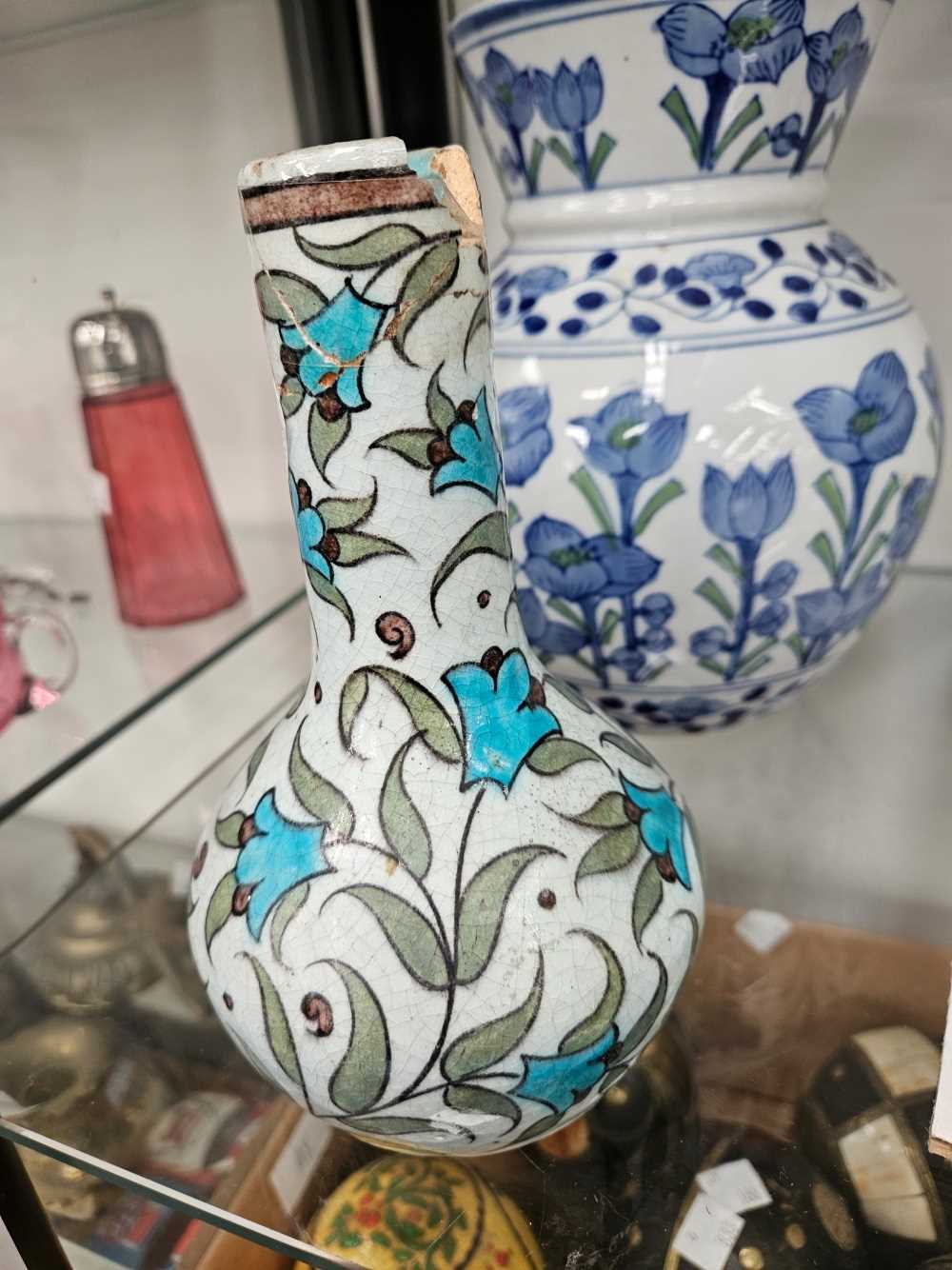 An William De Morgan Iznik bottle vase together a porcelain vase decorated with stems of blue - Image 8 of 15