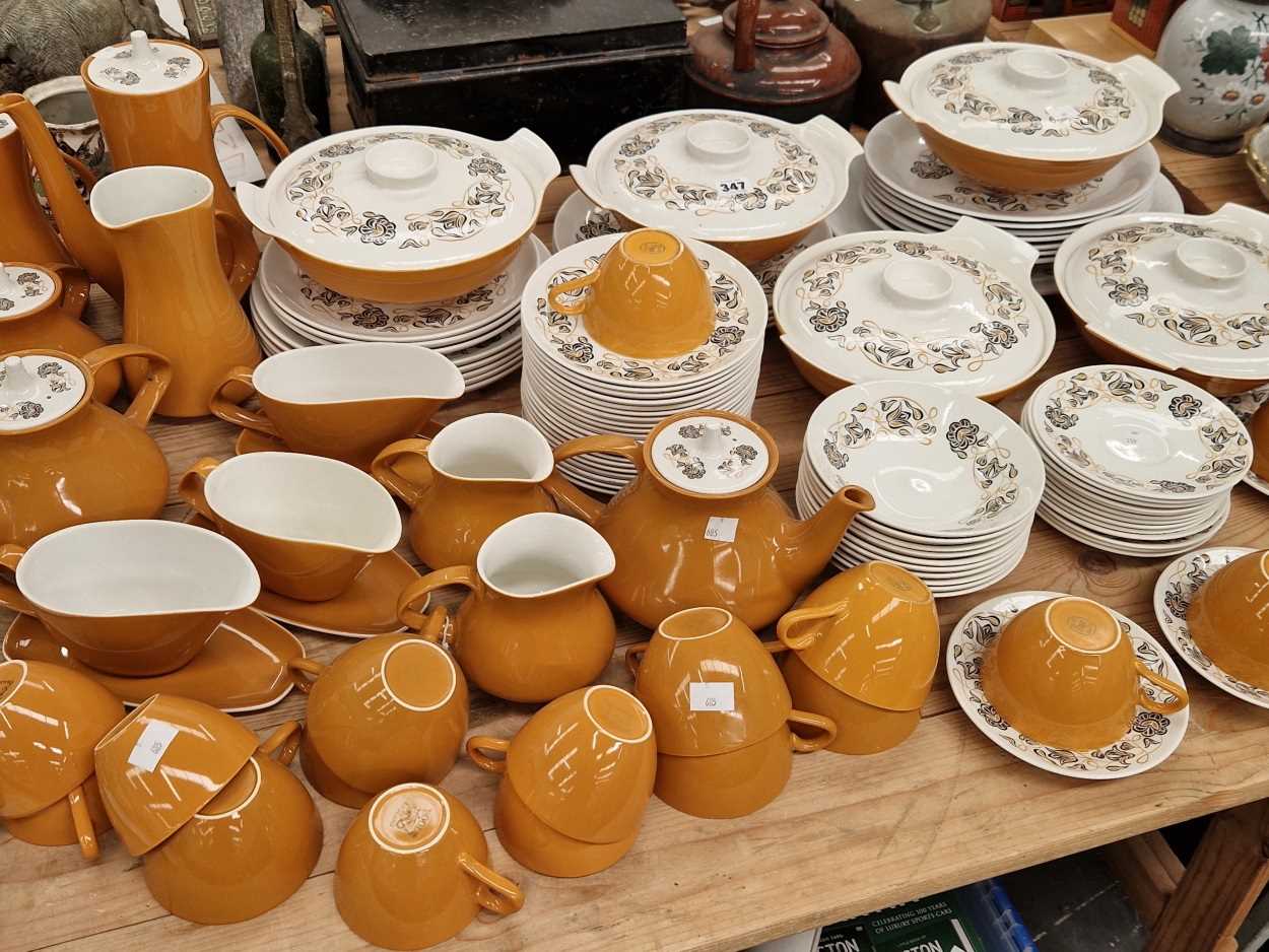 A Poole Desert Song pattern breakfast set