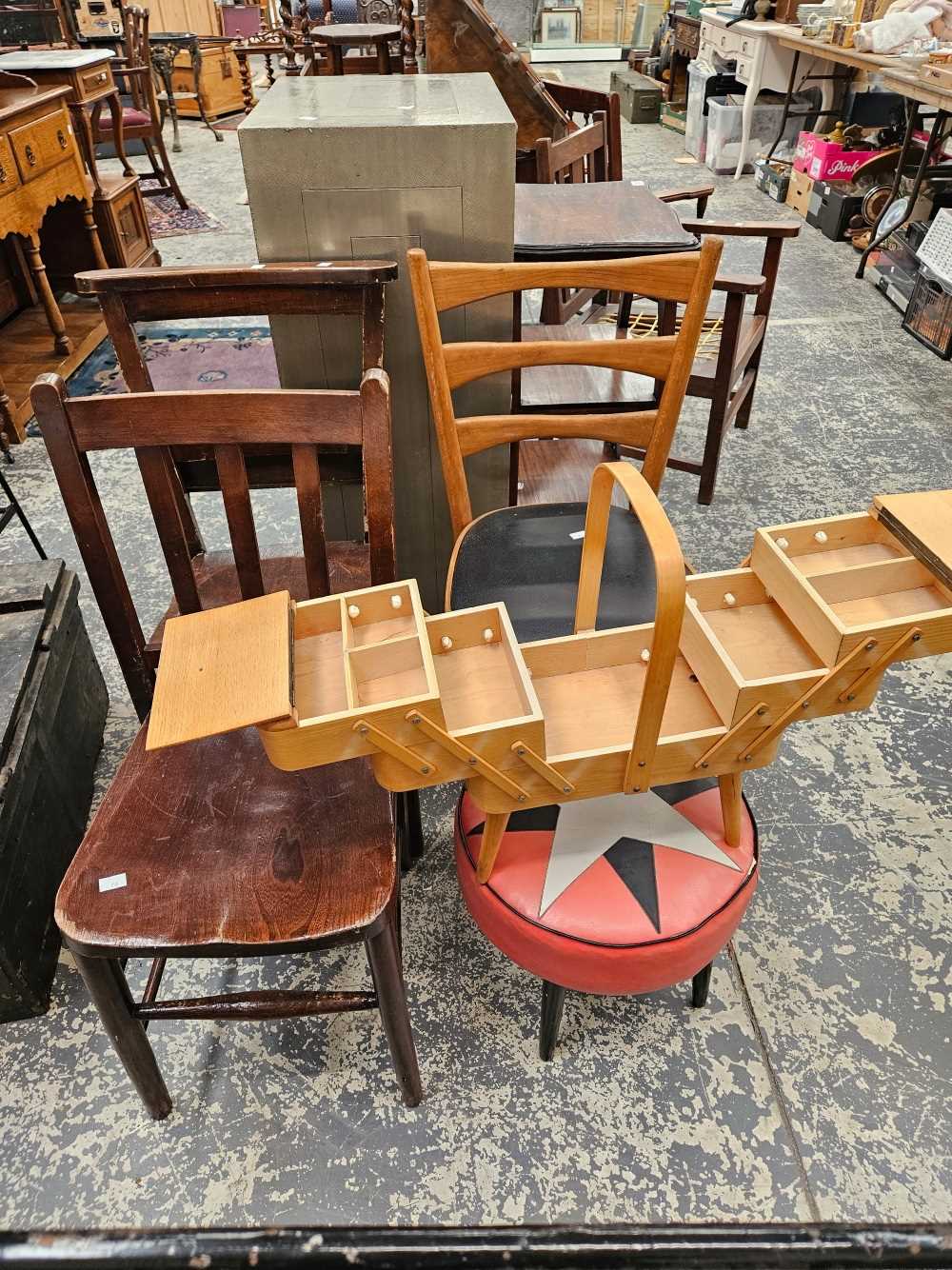 A retro folding work table, together with two stools and three chairs (6)