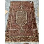 AN ANTIQUE PERSIAN FEREGHAN SAROUK RUG 200 x 134 cm.