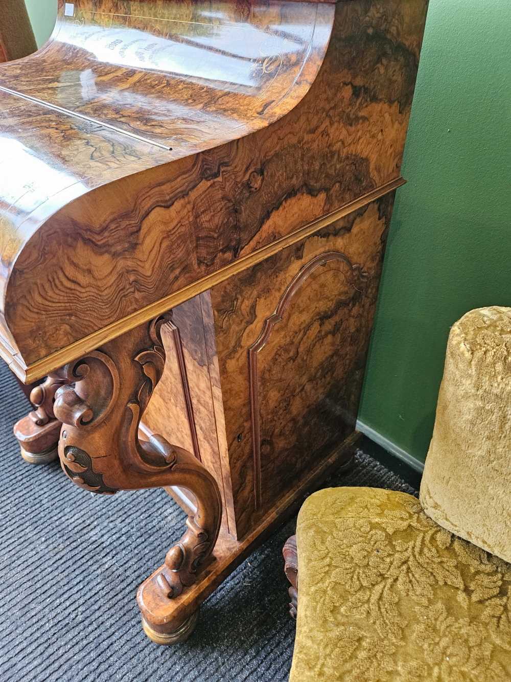 A fine Victorian burr walnut piano top pop up Davenport desk. Slight bubbling to the veneer on the - Image 5 of 47