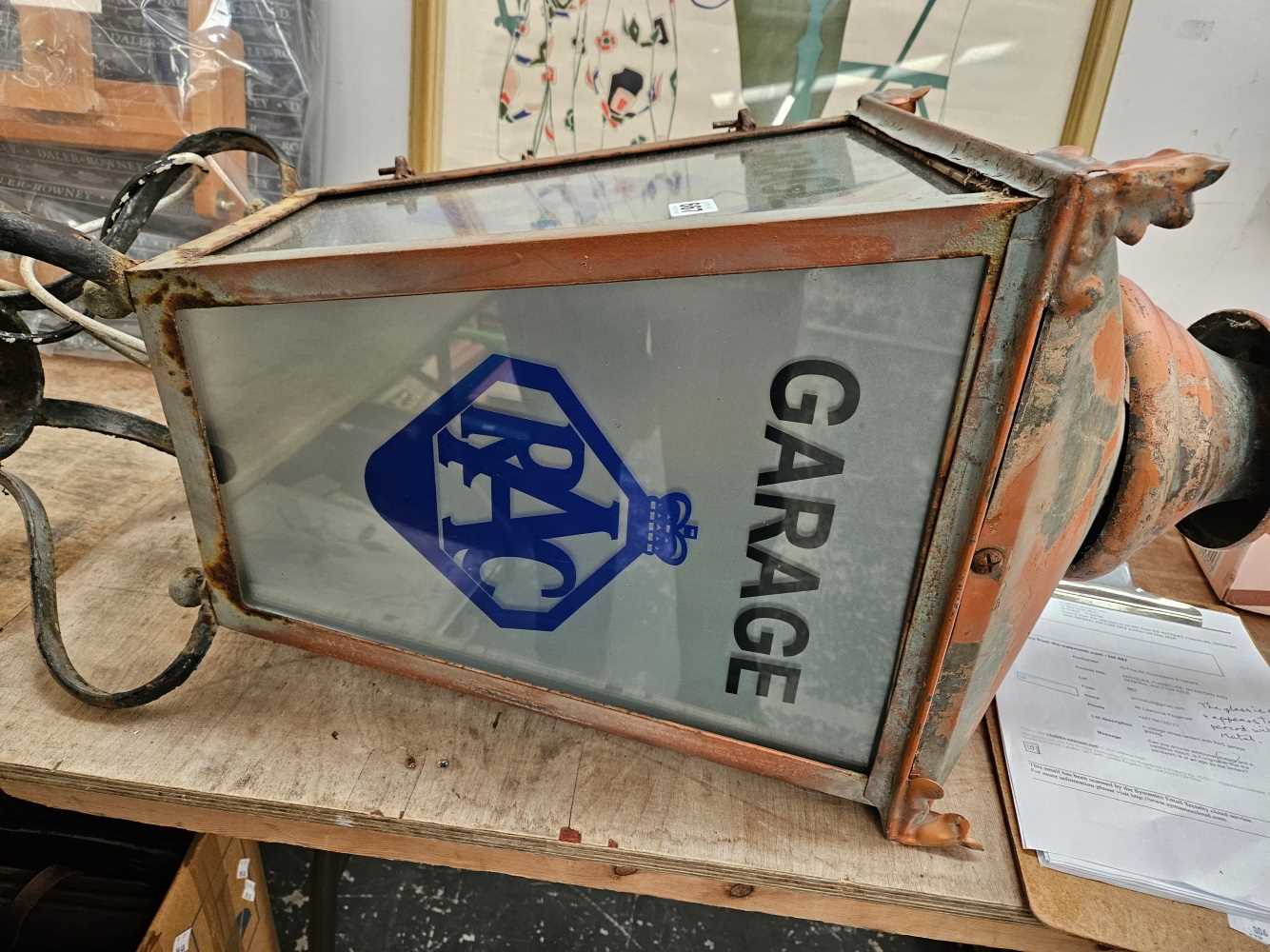 A vintage street lantern with RAC garage glazing. - Image 2 of 8