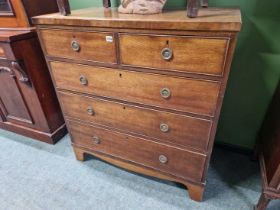 Late Georgian mahogany chest of drawers.