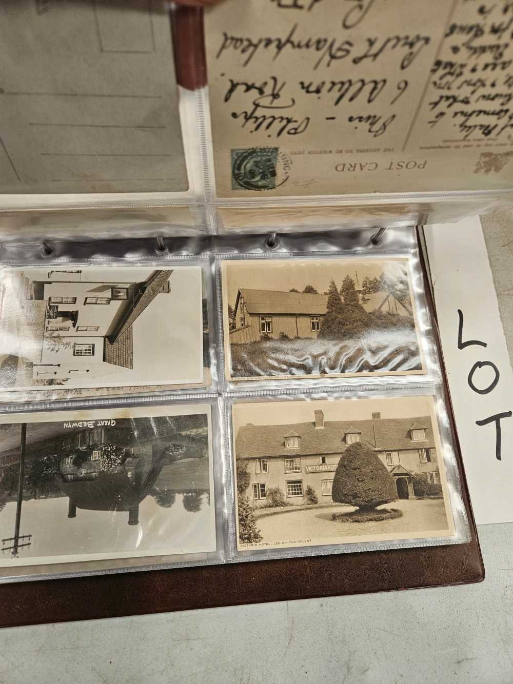 An album of post cards, military, naval and souvenir views - Bild 3 aus 55